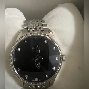 36 mm G timeless black bee watch